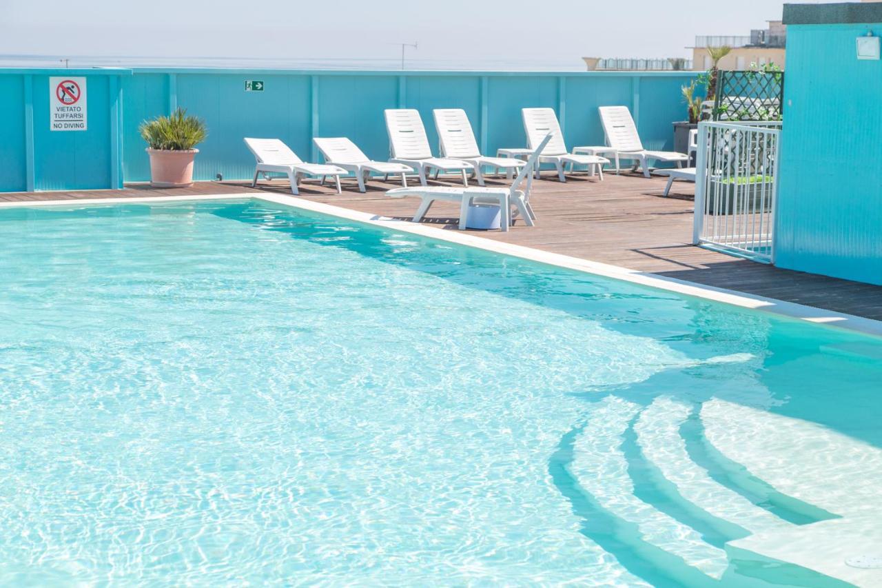 Hotel Elite Cattolica Buitenkant foto