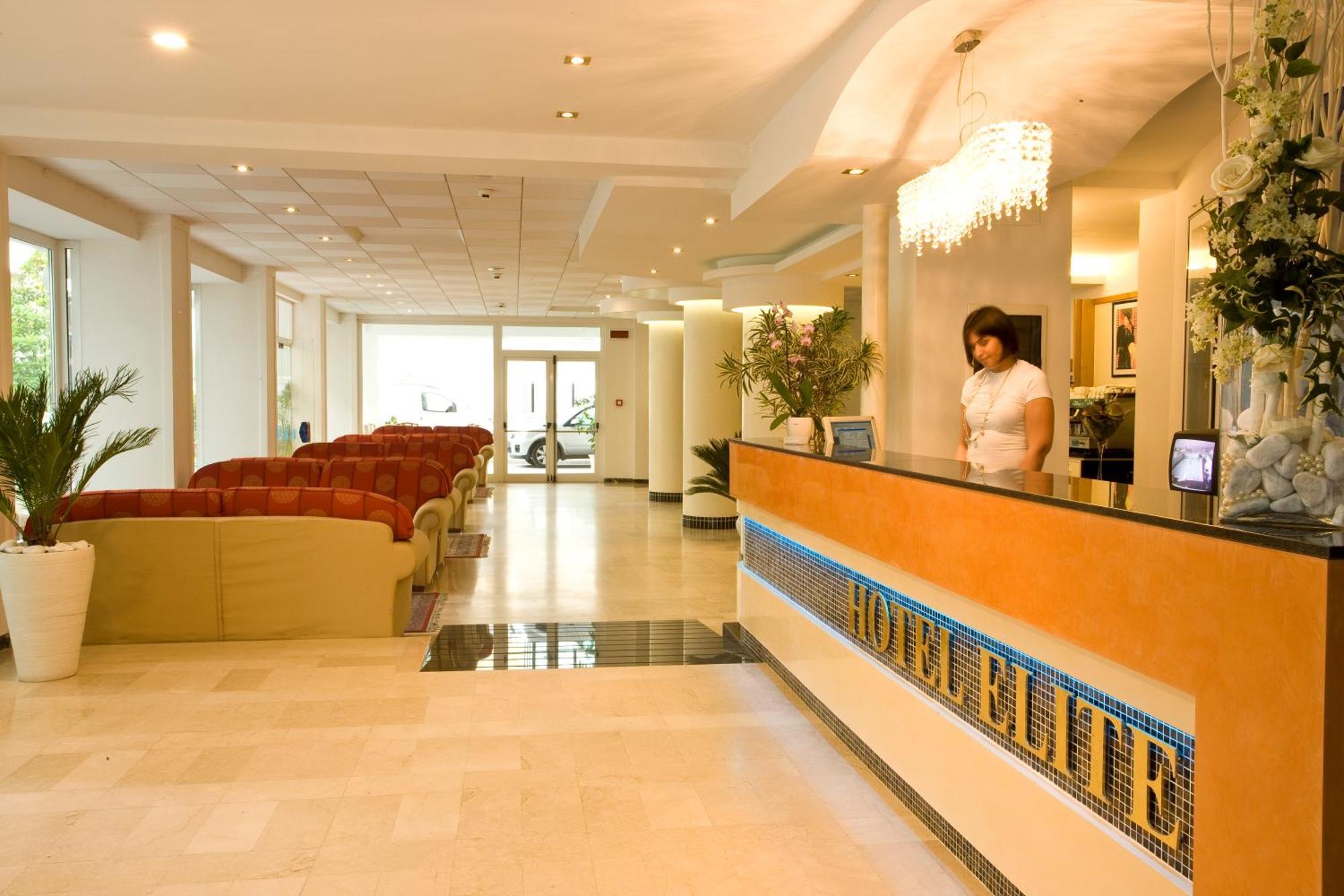 Hotel Elite Cattolica Buitenkant foto